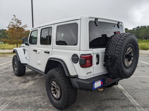 New 2025 Jeep Wrangler Rubicon 392 image 21