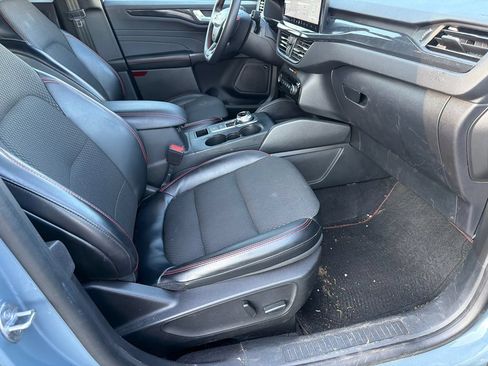 Used 2023 Ford Escape ST-Line Select AWD/4WD image 11