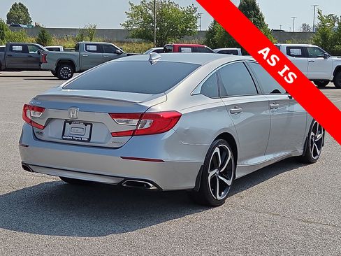 Used 2018 Honda Accord Sport image 5