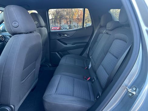 Used 2025 Chevrolet Equinox LT image 24