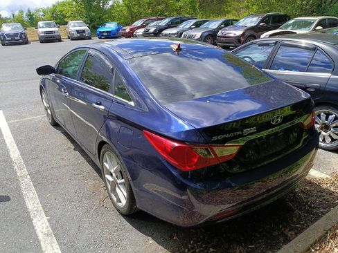 Used 2012 Hyundai Sonata Limited w/ Navigation Pkg FWD image 3