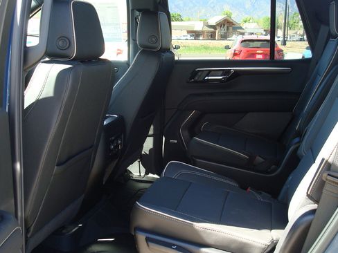 New 2026 Chevrolet Tahoe Premier w/ Sun And Tow Package AWD/4WD image 7