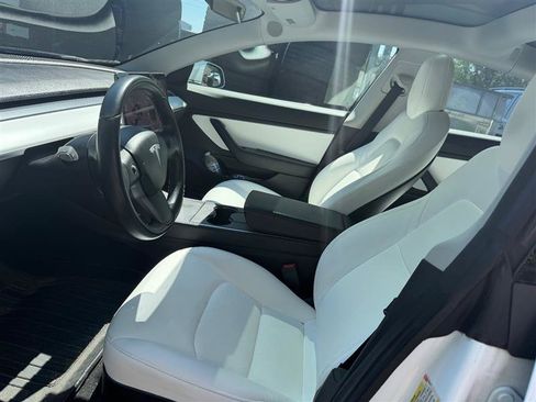 Used 2018 Tesla Model 3 Long Range AWD/4WD image 3