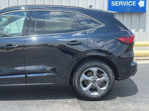Used 2023 Ford Escape ST-Line w/ Tech Pack #1 AWD/4WD image 15