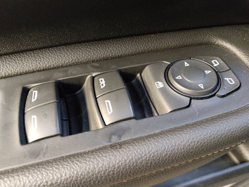 Used 2021 GMC Terrain SLE w/ Elevation Edition AWD/4WD image 27