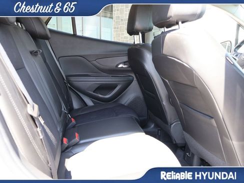 Used 2022 Buick Encore Preferred w/ Safety Package image 13