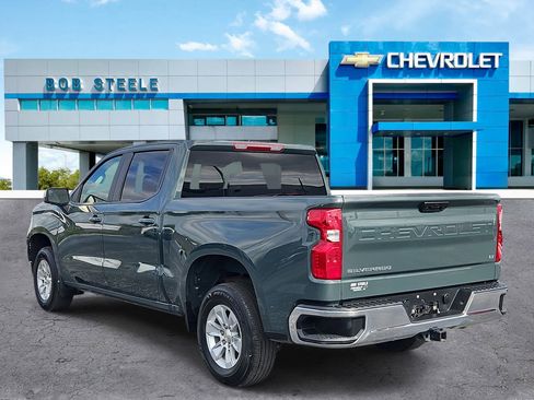 Used 2025 Chevrolet Silverado 1500 LT image 3