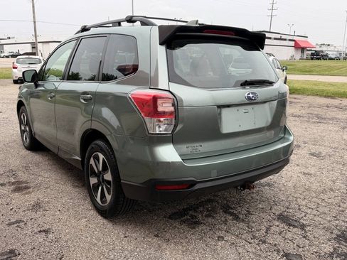 Used 2018 Subaru Forester 2.5i Premium AWD/4WD image 6
