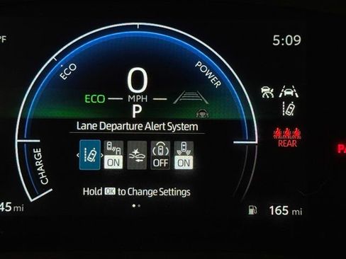 Used 2025 Toyota Camry LE w/ Convenience Package image 18