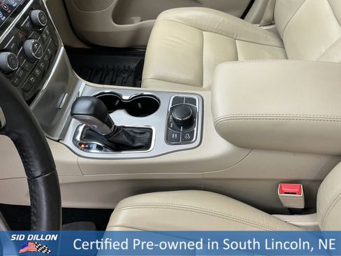 Used 2021 Jeep Grand Cherokee Limited image 14