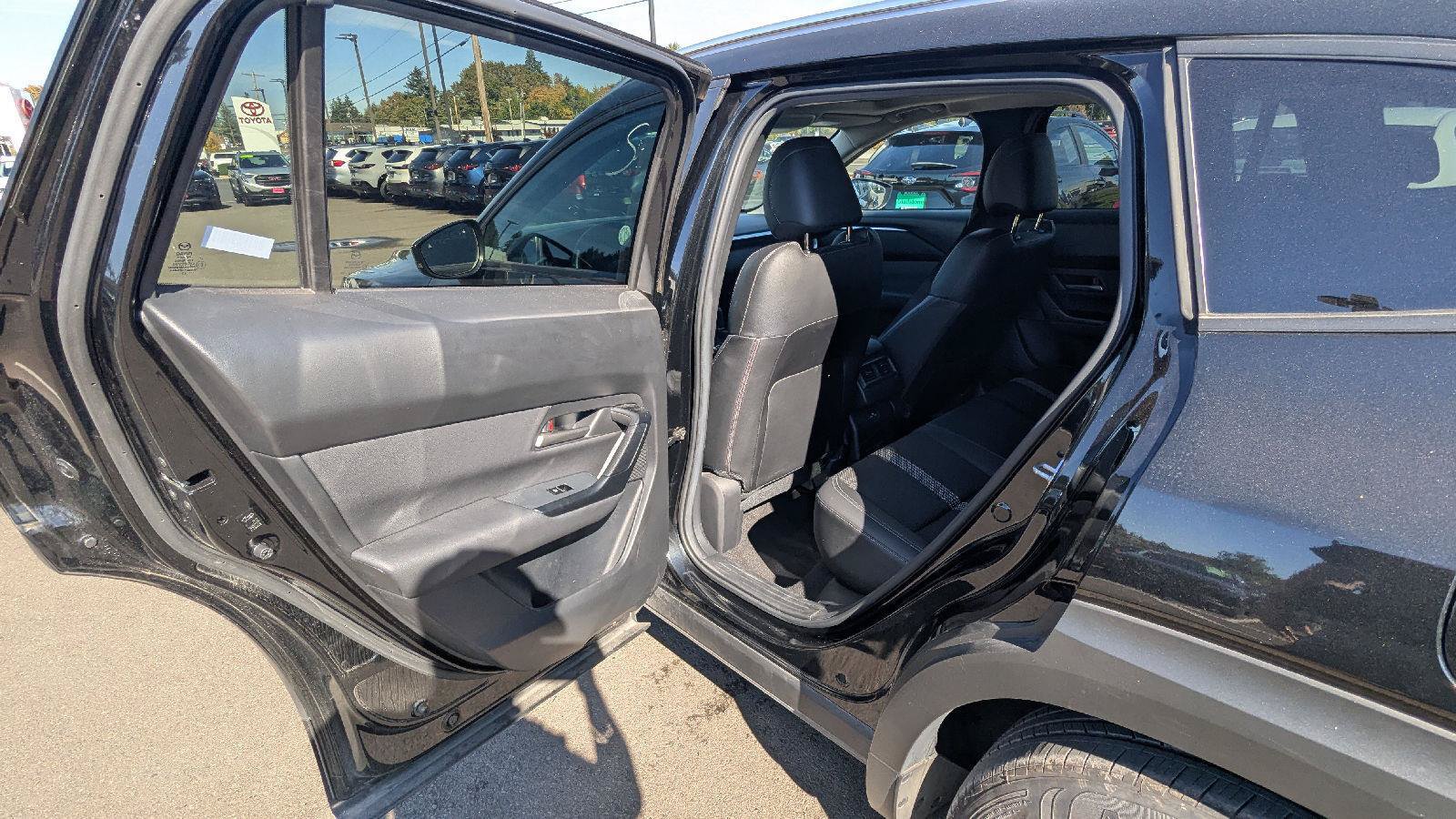 Used 2026 MAZDA CX-50 AWD 2.5 S w/ Preferred Pkg image 11