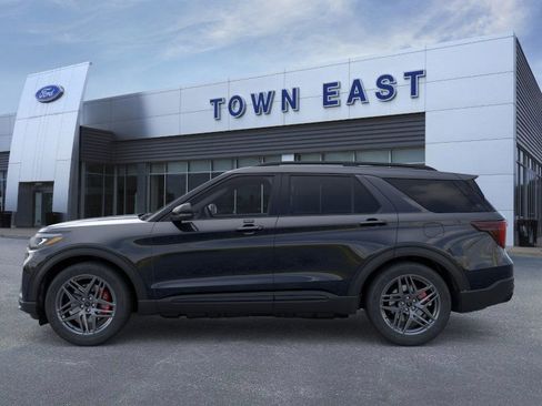 New 2026 Ford Explorer ST image 3