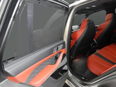 Used 2021 BMW X5 M w/ Competition Package AWD/4WD image 25