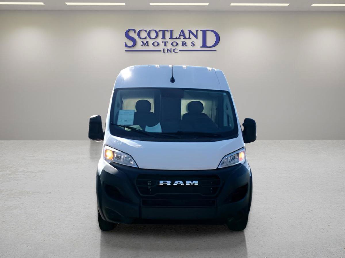 Used 2025 RAM ProMaster 2500 FWD image 3