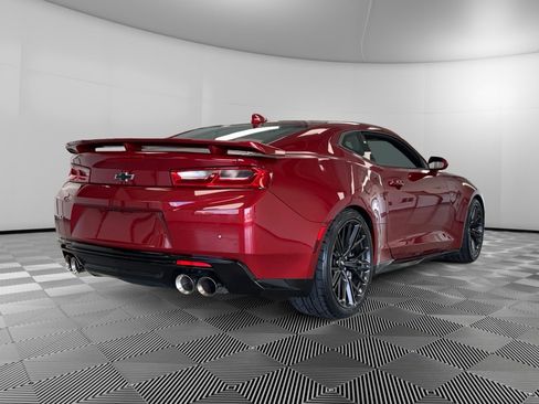 Used 2018 Chevrolet Camaro ZL1 RWD image 8