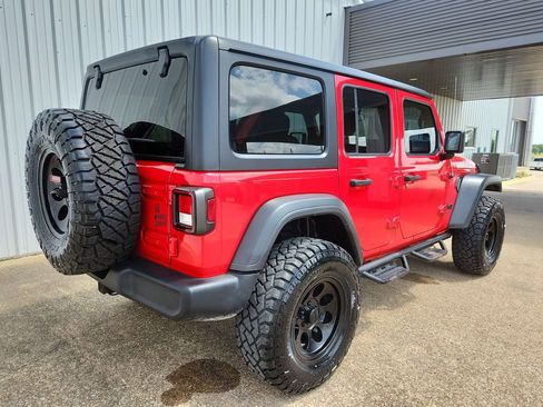 Used 2020 Jeep Wrangler Unlimited Sport AWD/4WD image 23