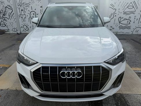Used 2021 Audi Q3 2.0T Premium w/ Convenience Package AWD/4WD image 9