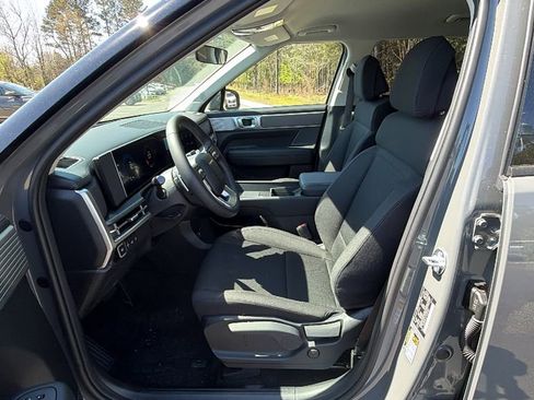 New 2026 Hyundai Santa Fe SE image 9