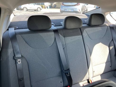 Used 2025 Kia K4 FWD image 39