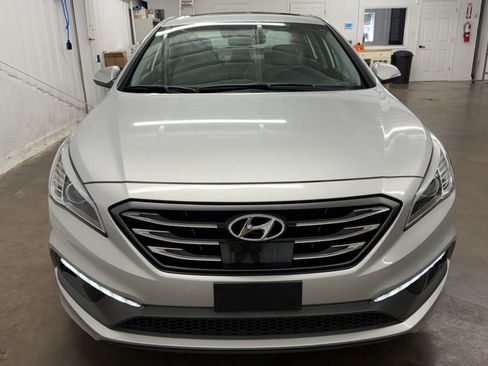 Used 2017 Hyundai Sonata Limited w/ Ultimate Package 04 FWD image 11