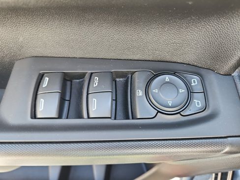 Used 2021 Chevrolet Silverado 1500 Custom RWD image 9