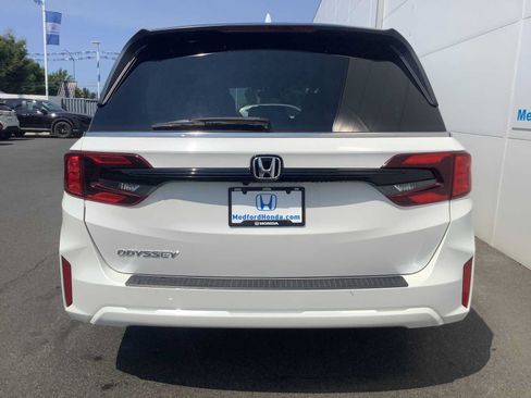 Used 2025 Honda Odyssey EX-L image 5