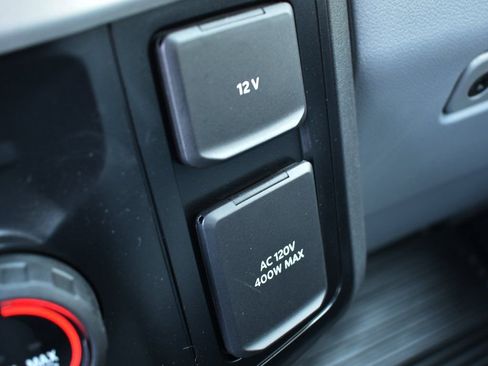 New 2025 Ford F250 XLT image 21