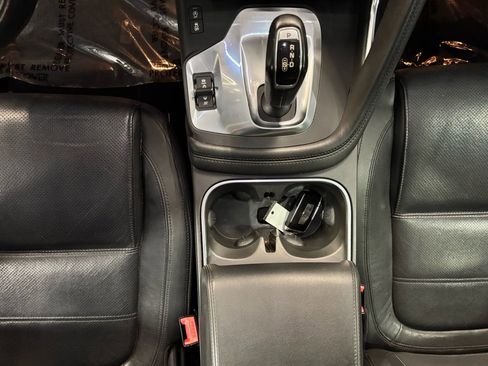 Used 2018 Jaguar E-PACE S image 27