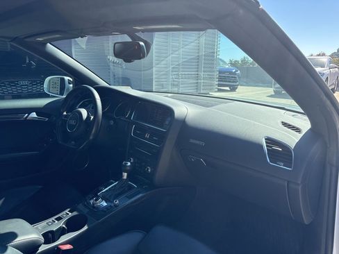 Used 2015 Audi RS 5 Cabriolet w/ Black Optic Plus Package image 15