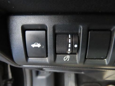 Used 2021 Subaru Legacy Premium AWD/4WD image 13