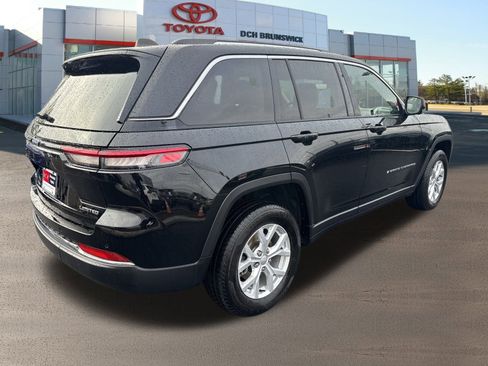 Used 2023 Jeep Grand Cherokee Limited image 5