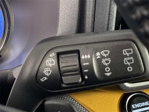 Used 2023 Ford Bronco Sport Badlands image 16