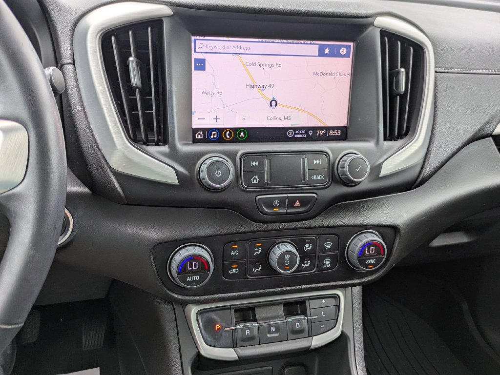 Used 2023 GMC Terrain SLT w/ Infotainment Package II FWD image 10