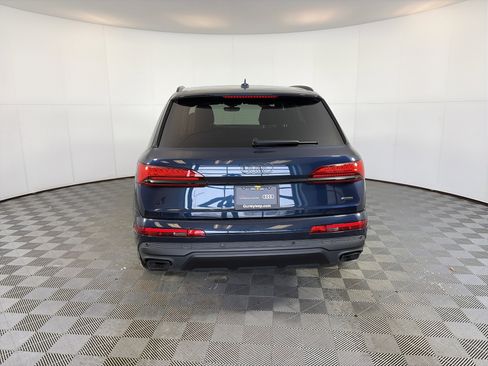 Certified 2025 Audi Q7 2.0T Premium w/ Convenience Plus Package image 10