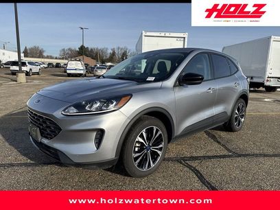 Used 2022 Ford Escape SE w/ SE Sport Appearance Package