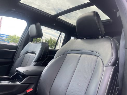 New 2026 Jeep Grand Cherokee Limited AWD/4WD image 8