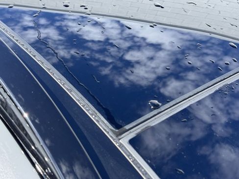 New 2025 Kia Sportage SX image 7