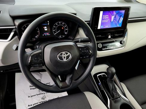 Certified 2024 Toyota Corolla LE image 27
