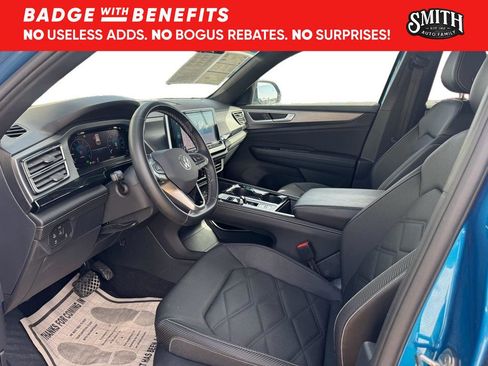 Used 2024 Volkswagen Atlas Cross Sport SE image 8