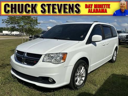 Used 2020 Dodge Grand Caravan SXT image 1