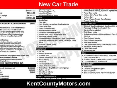 Used 2023 Chevrolet Traverse RS