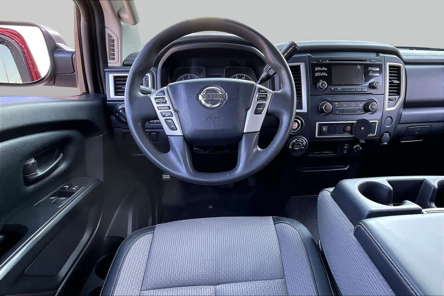 Used 2018 Nissan Titan S w/ S Utility Package AWD/4WD image 9