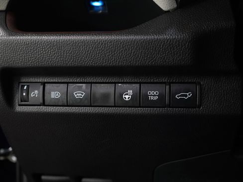 Used 2025 Toyota RAV4 Limited w/ Weather Package AWD/4WD image 27