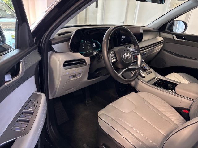 Used 2025 Hyundai Palisade SEL AWD/4WD image 6