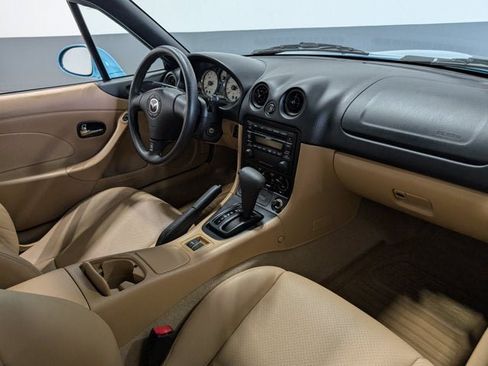 Used 2002 MAZDA MX-5 Miata LS RWD image 14