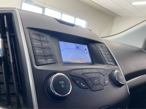 Used 2016 Ford Edge SEL image 24