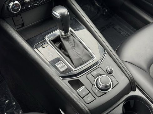 Used 2018 MAZDA CX-5 Touring image 15