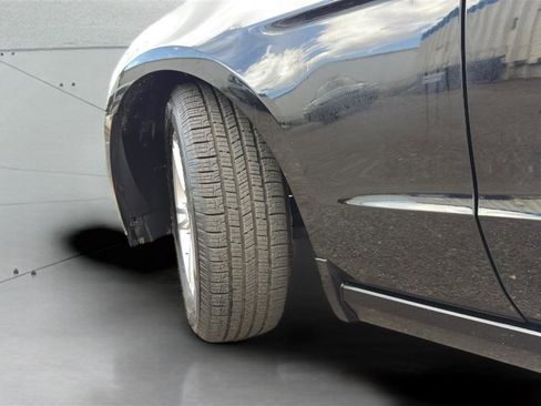 Used 2014 Ford Mustang Convertible RWD image 33