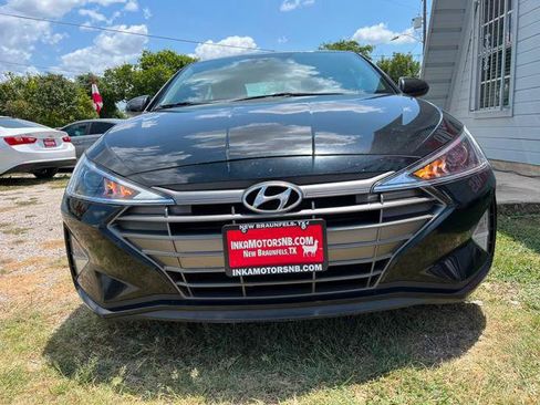 Used 2019 Hyundai Elantra SEL FWD image 3