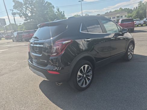 Used 2022 Buick Encore Preferred w/ Safety Package AWD/4WD image 5